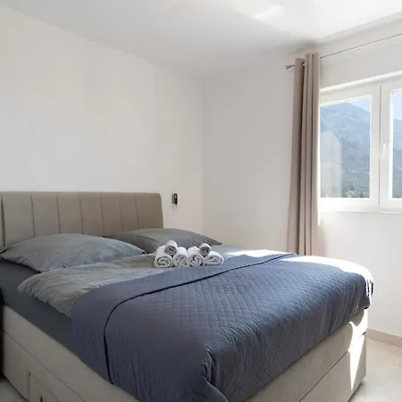 Sea View With Parking - Dina דירה *